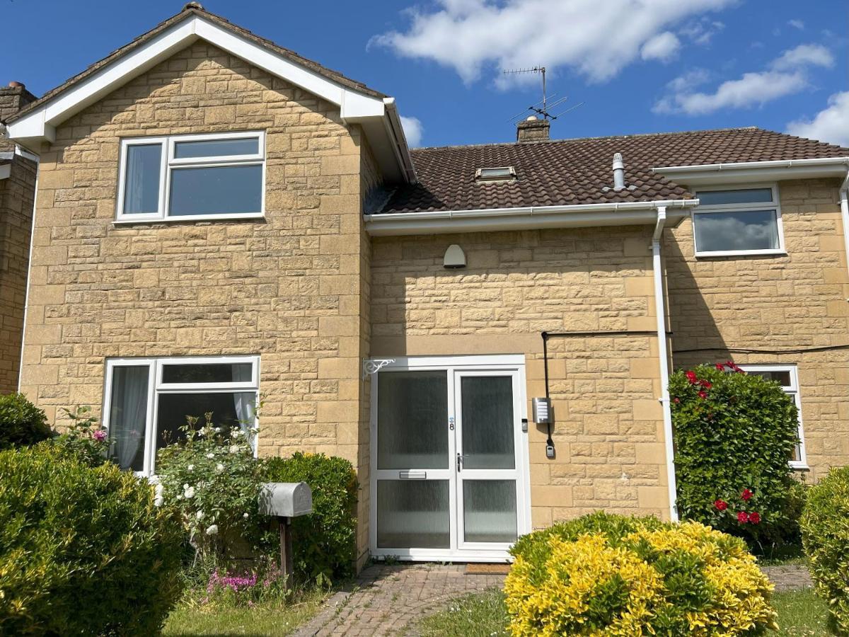 Premium Deal L Hill View Home L Last-Minute Offer L Cheltenham L Aj Properties L Perfect For Short Or Long Stays L 4Beds 4Bedrooms Quarto foto
